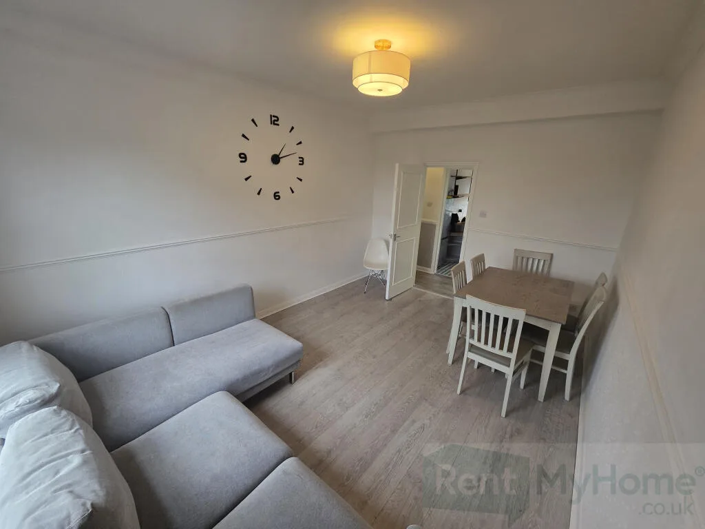 2 bedroom flat for rent