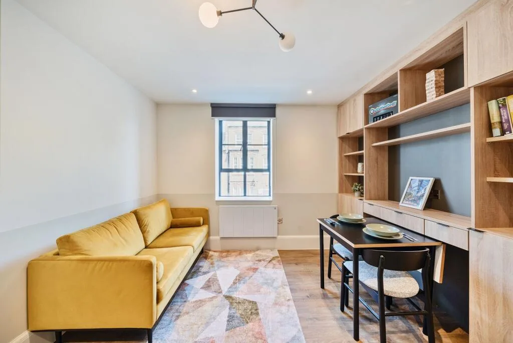 Studio flat for rent