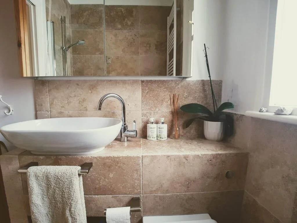 3 bedroom maisonette for rent