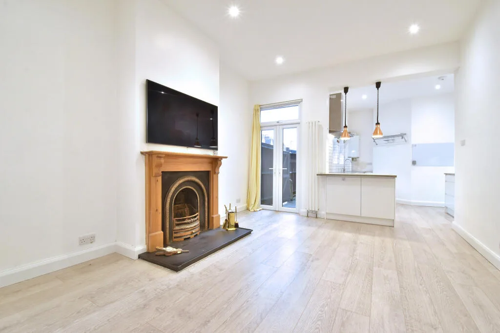 2 bedroom terraced house for rent