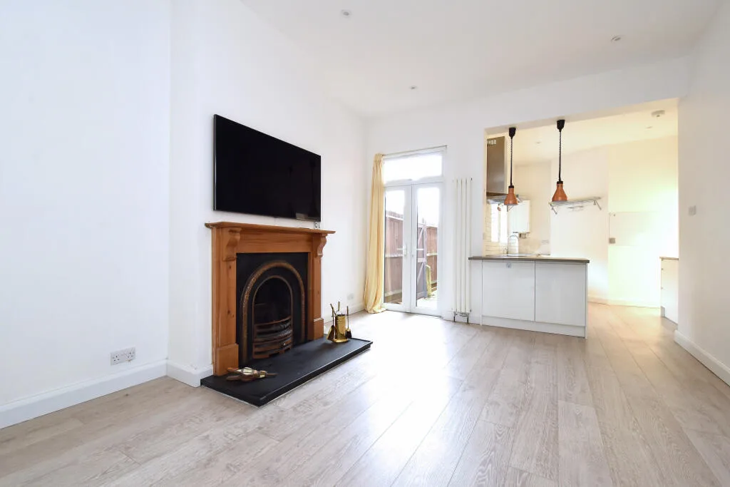 2 bedroom terraced house for rent