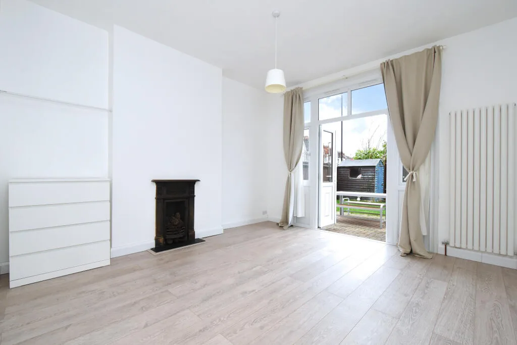 2 bedroom terraced house for rent
