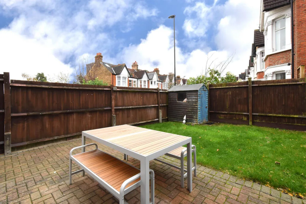 2 bedroom terraced house for rent
