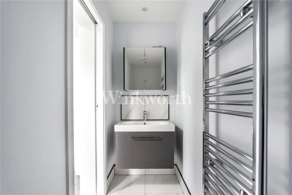3 bedroom maisonette for rent