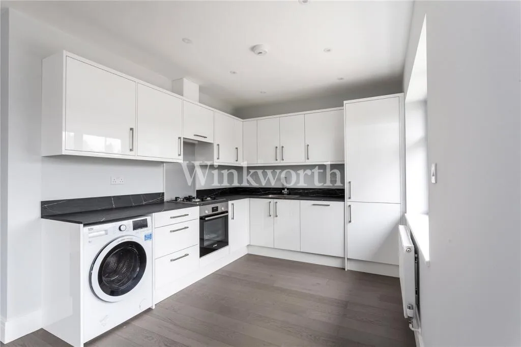 3 bedroom maisonette for rent