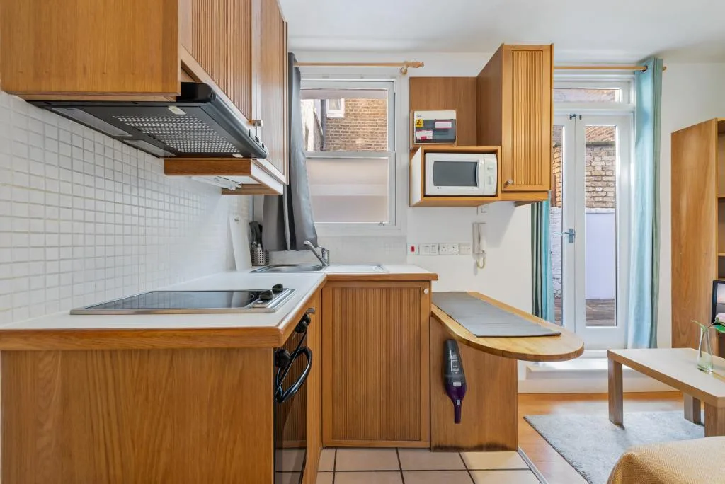 Studio flat for rent