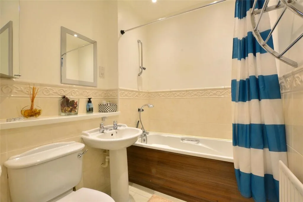 3 bedroom apartment for rent