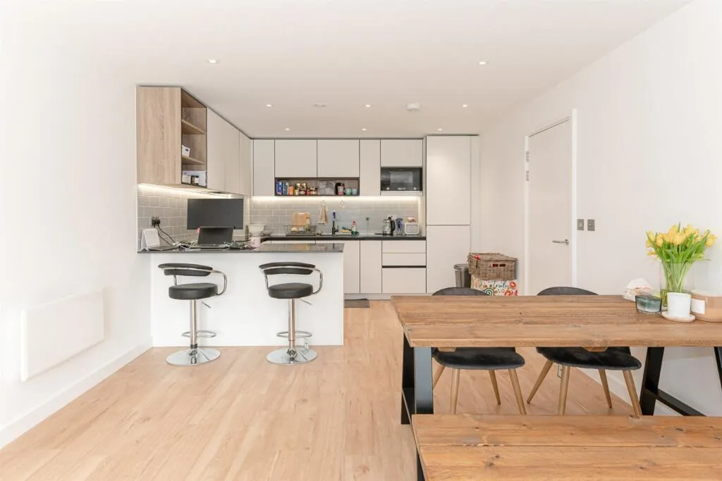 3 bedroom apartment for rent