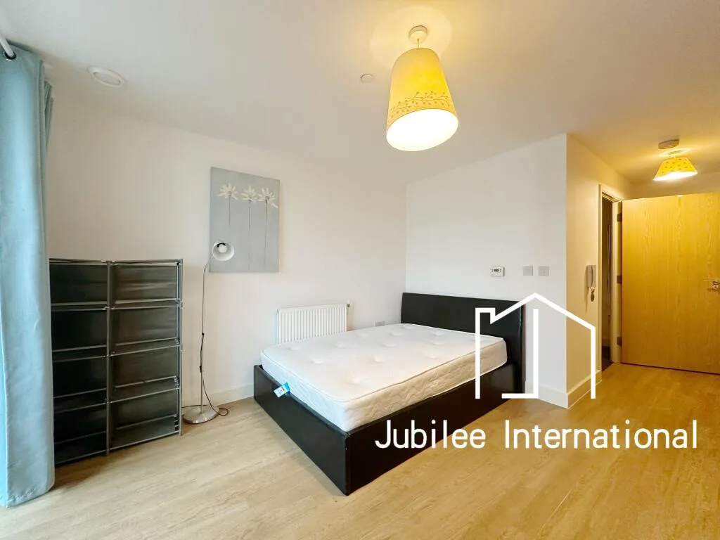 Studio apartment for rent