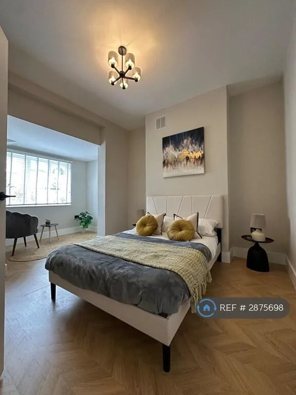 3 bedroom flat for rent