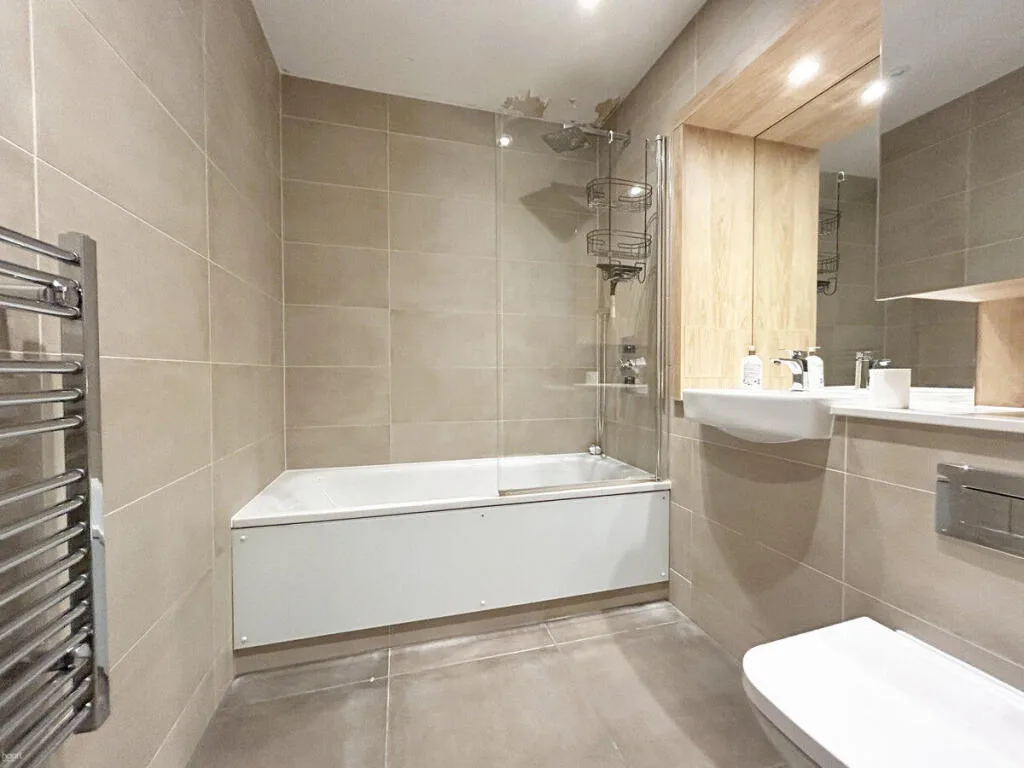3 bedroom apartment for rent