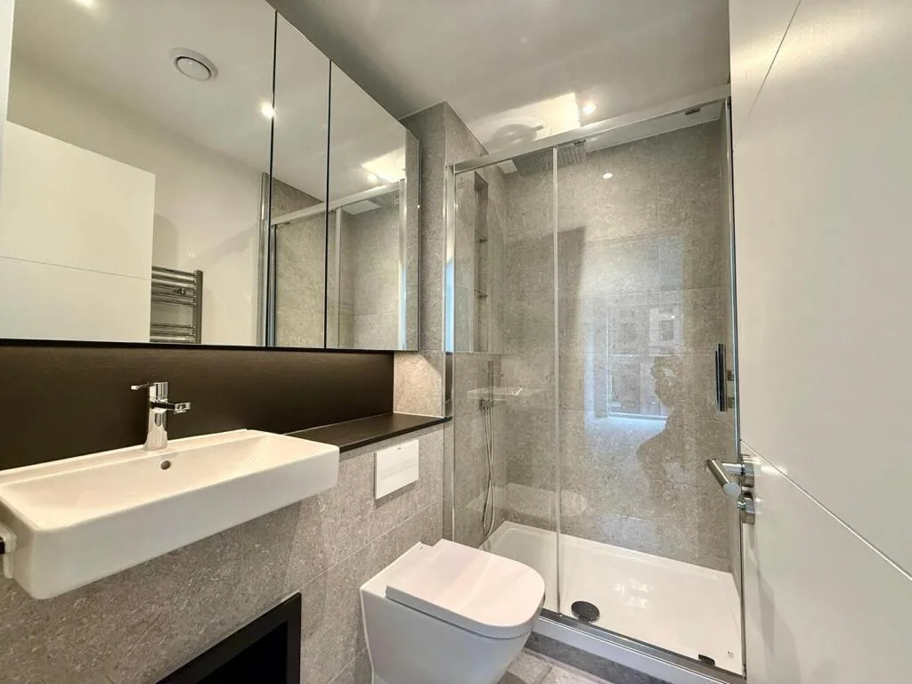 2 bedroom house for rent