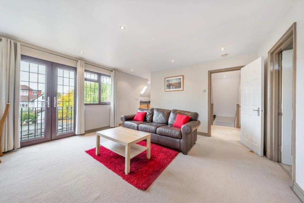 2 bedroom flat for rent