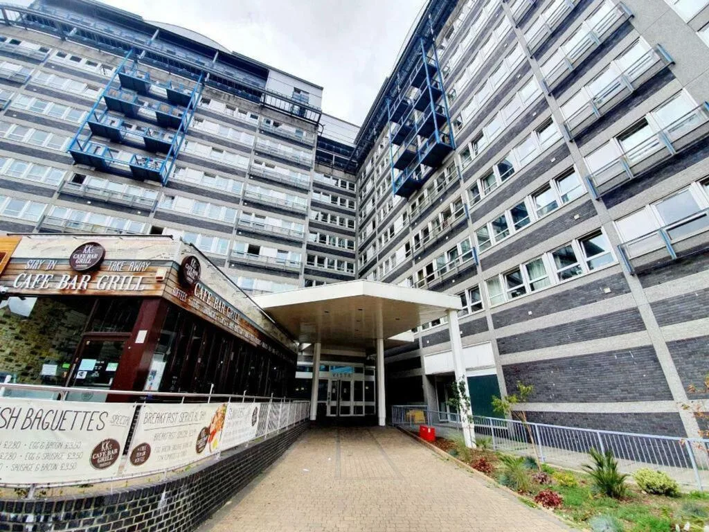 2 bedroom flat for rent