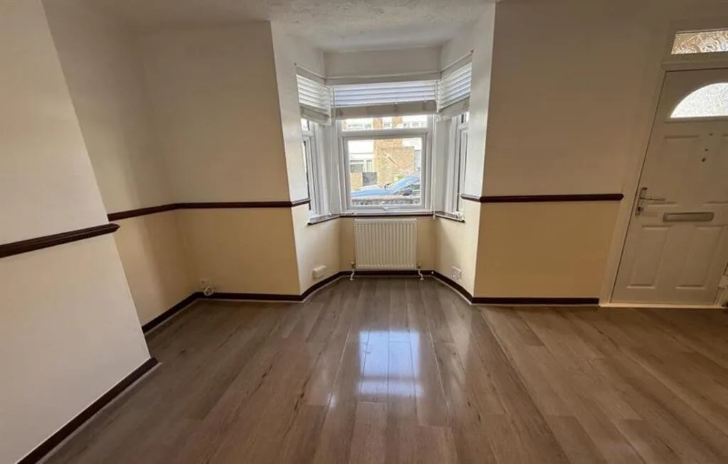 3 bedroom detached house for rent