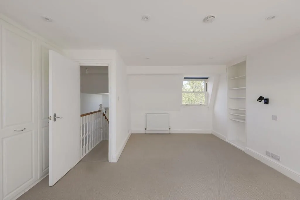 3 bedroom flat for rent
