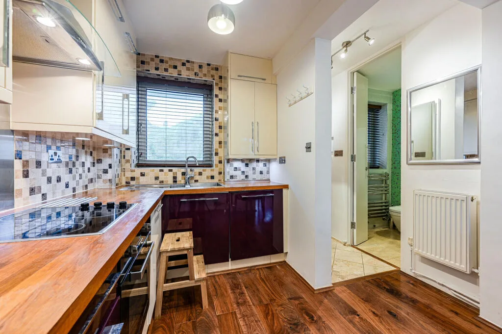 Studio flat for rent