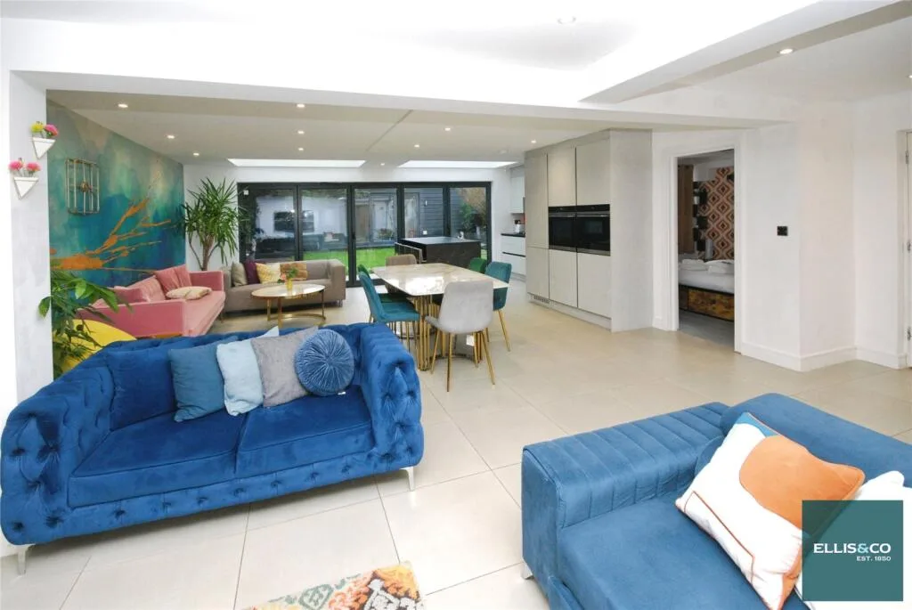 3 bedroom apartment for rent