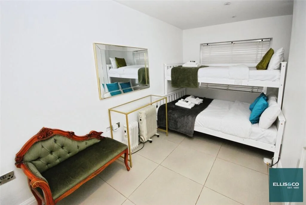 3 bedroom apartment for rent