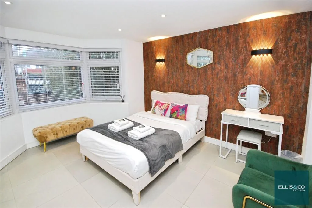 3 bedroom apartment for rent