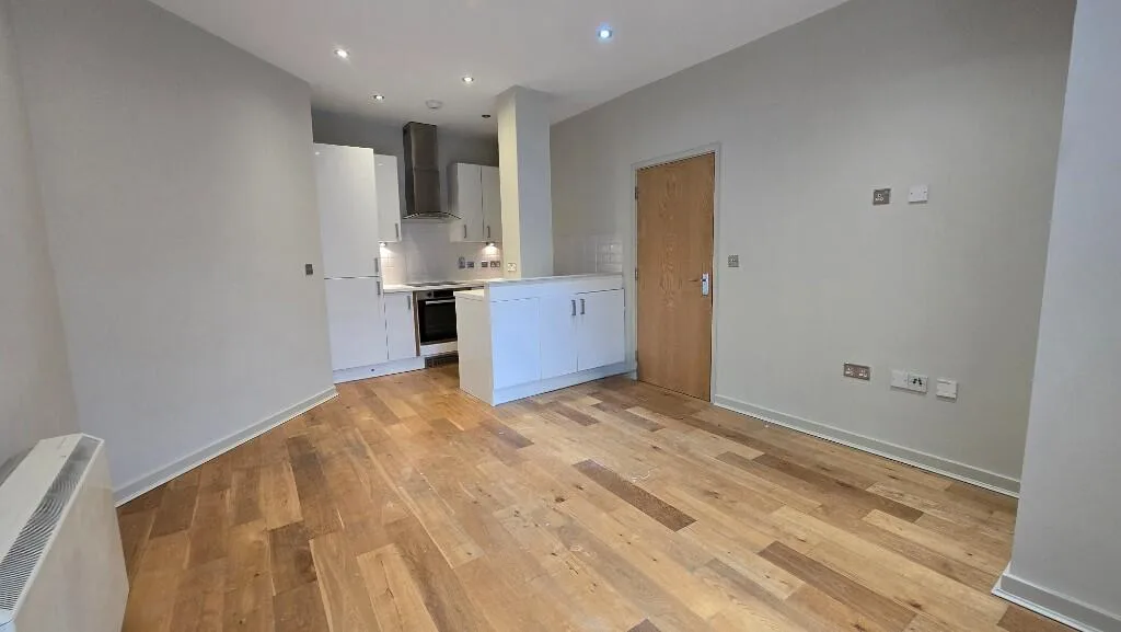 1 bedroom ground floor flat for rent