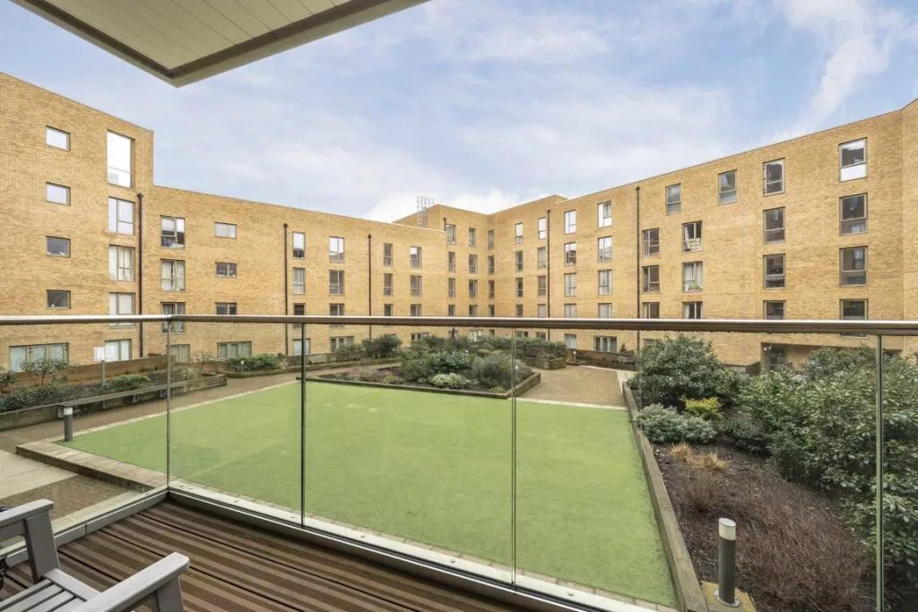 2 bedroom flat for rent