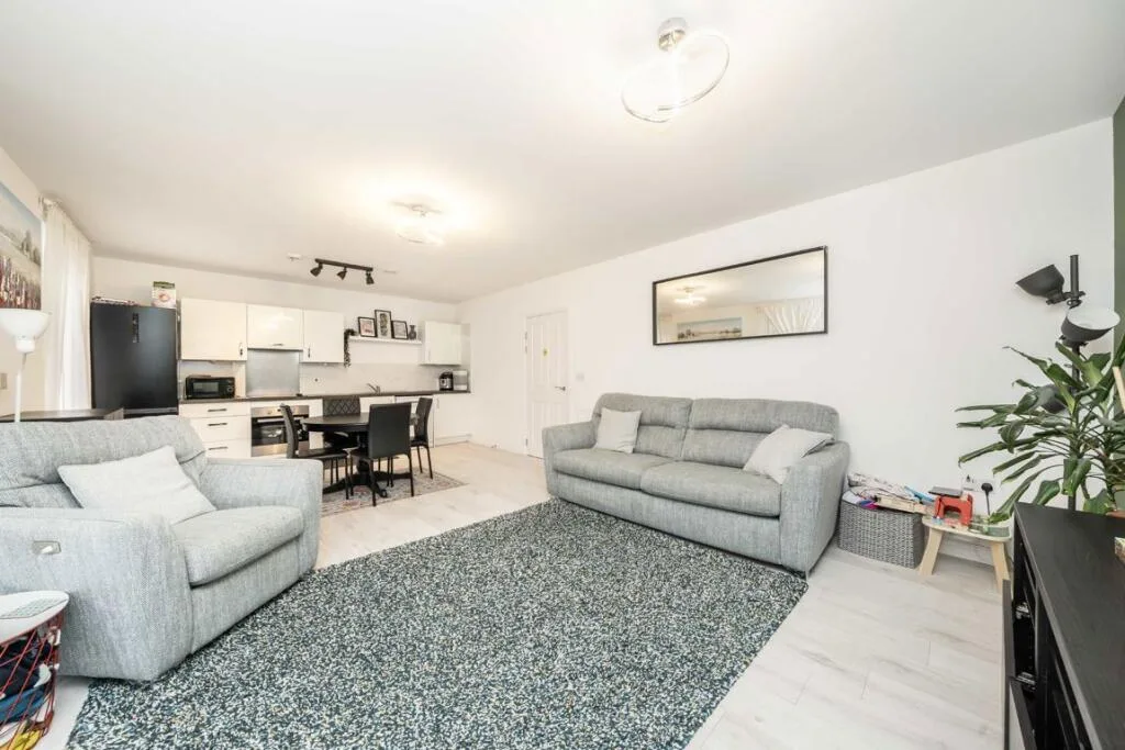 2 bedroom flat for rent