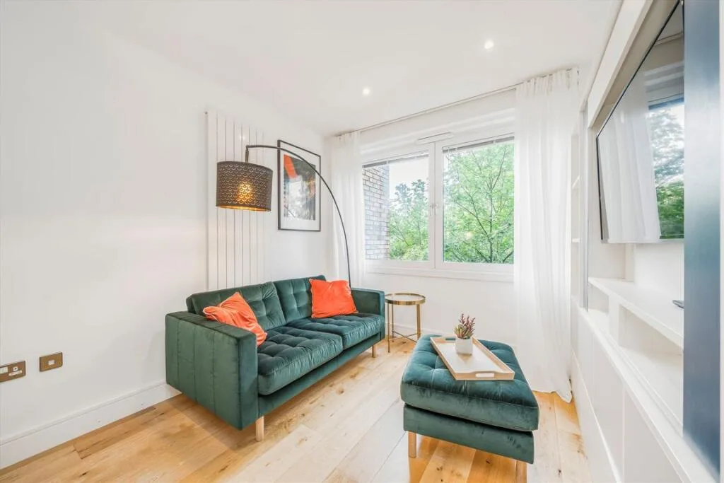 Studio flat for rent
