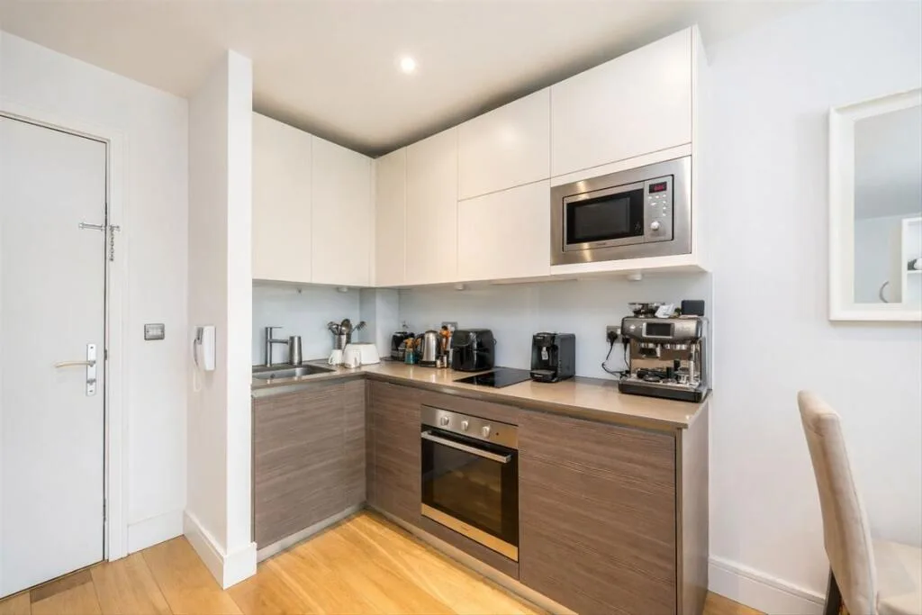 Studio flat for rent