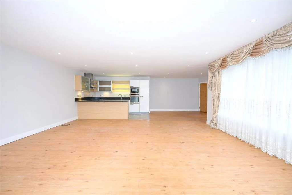 3 bedroom apartment for rent