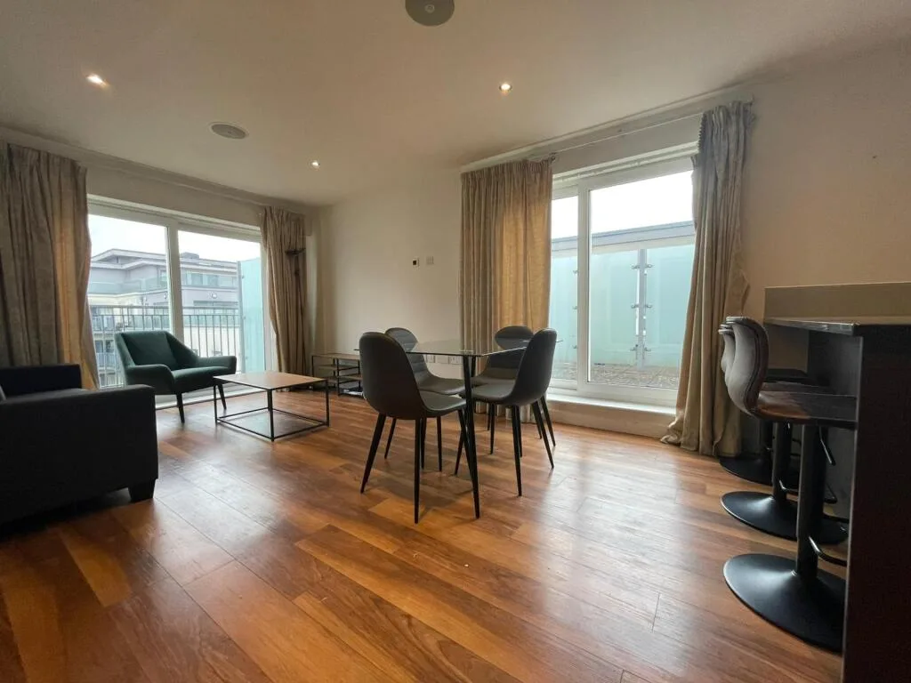 3 bedroom flat for rent