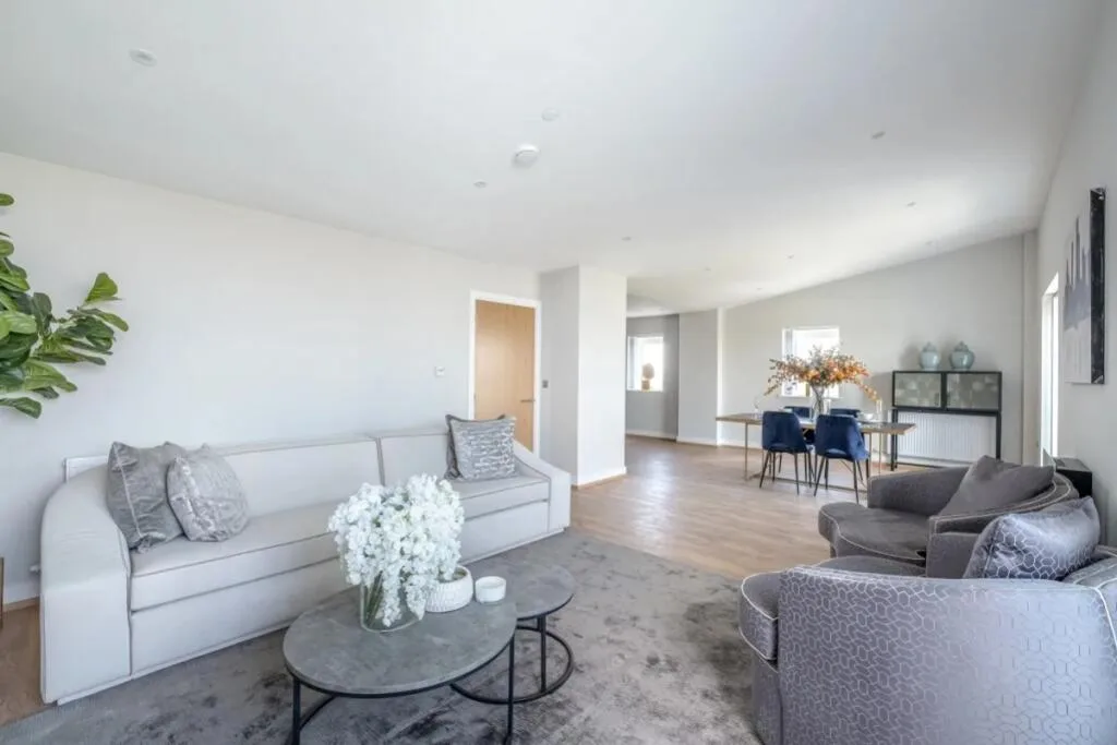 3 bedroom penthouse for rent