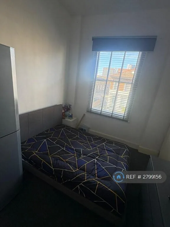 1 bedroom house share for rent