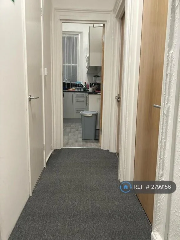 1 bedroom house share for rent