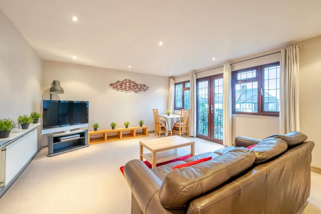 2 bedroom flat for rent