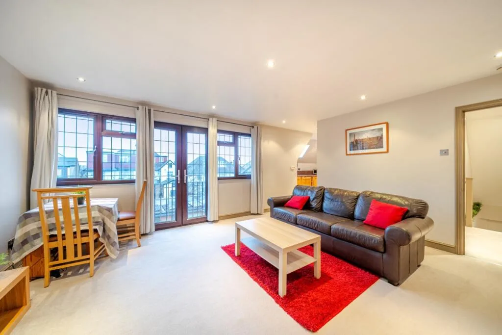 2 bedroom flat for rent