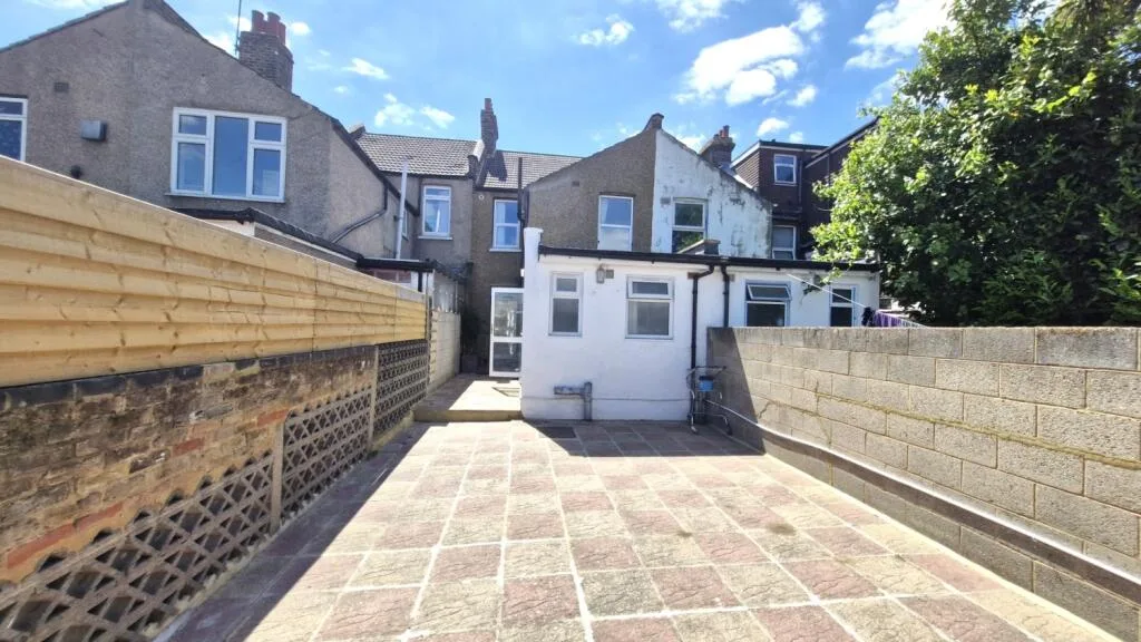 3 bedroom terraced house for rent
