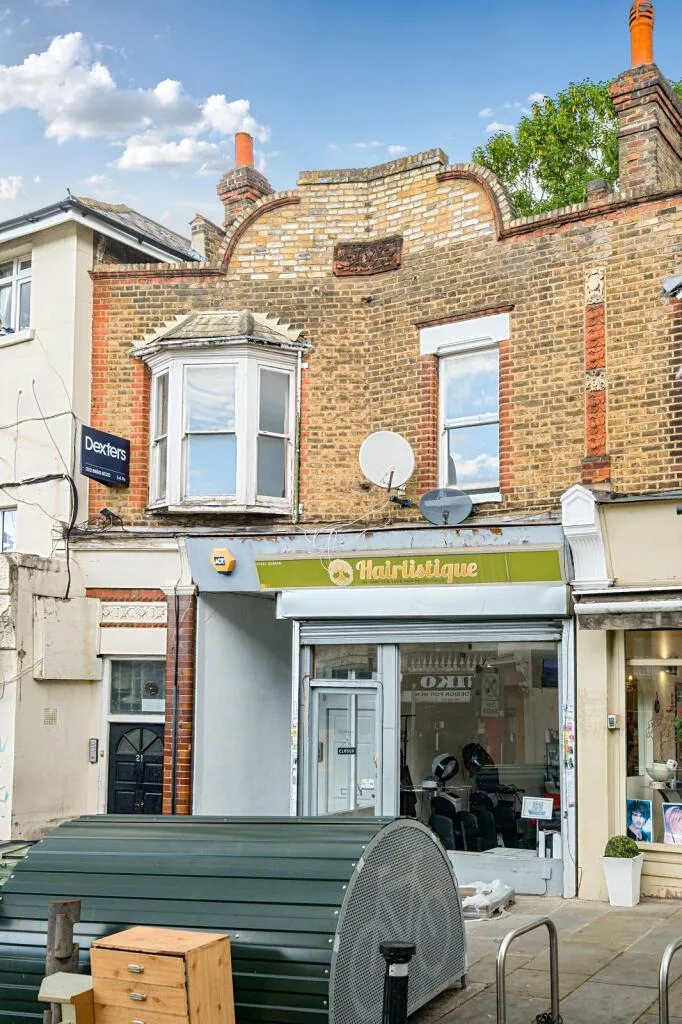 1 bedroom maisonette for rent