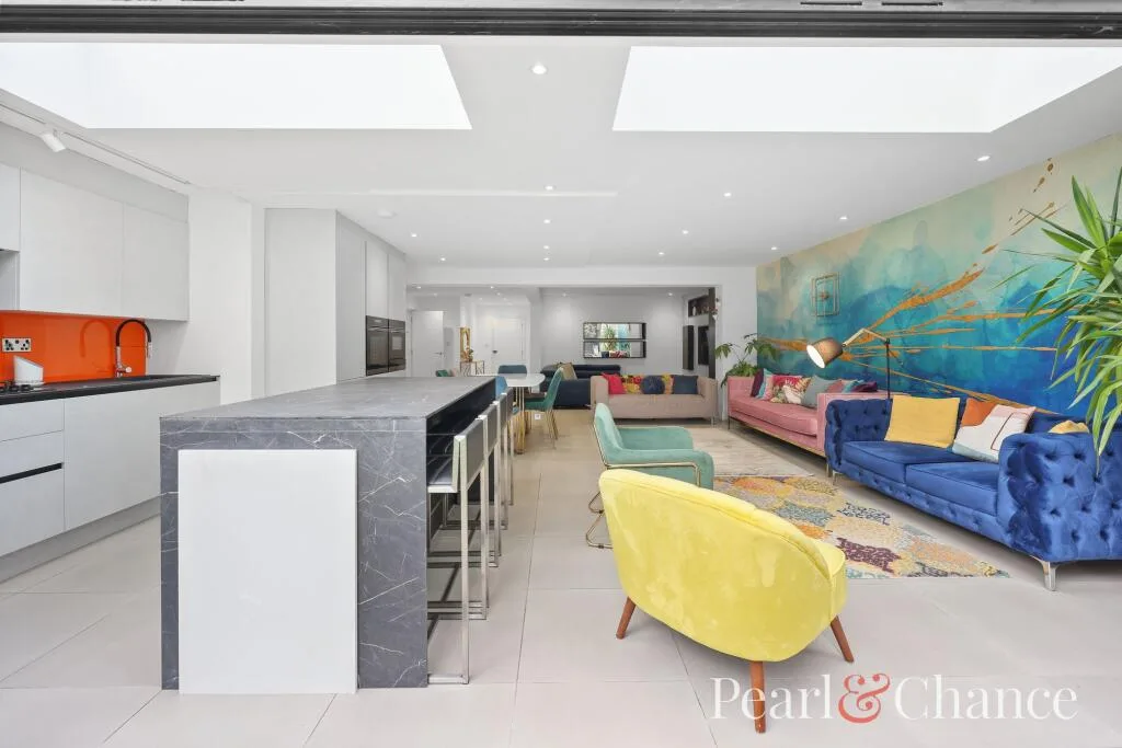 3 bedroom ground floor flat for rent
