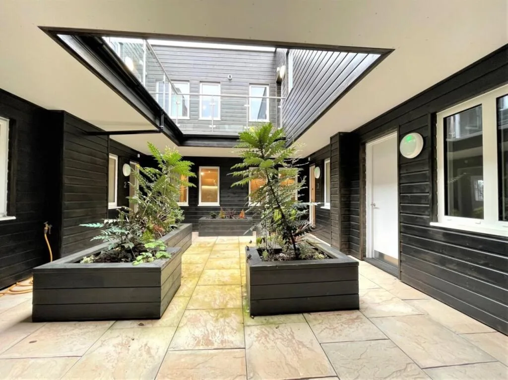 2 bedroom house for rent