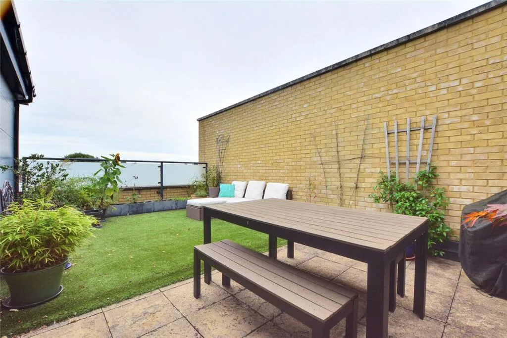 3 bedroom terraced house for rent
