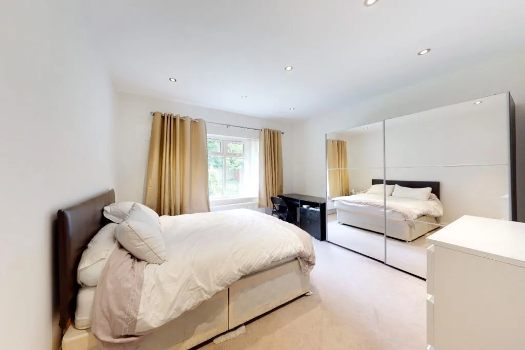 3 bedroom apartment for rent