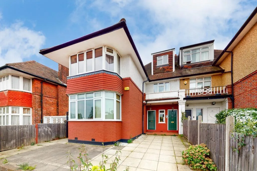 3 bedroom apartment for rent
