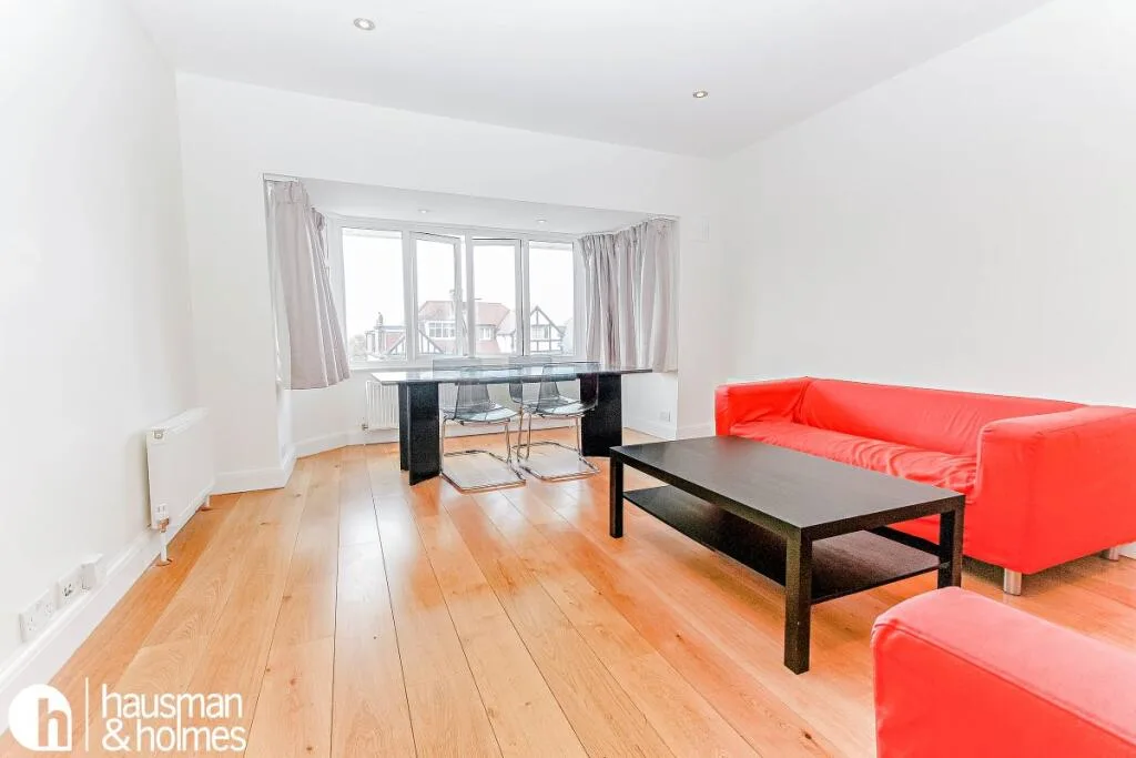 3 bedroom flat for rent