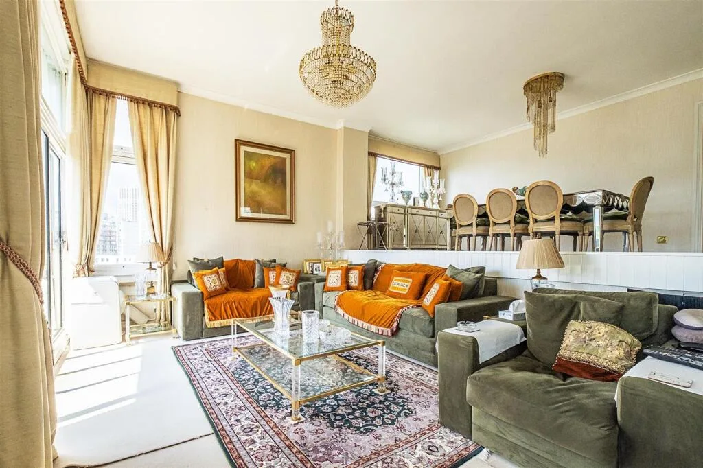 3 bedroom flat for rent