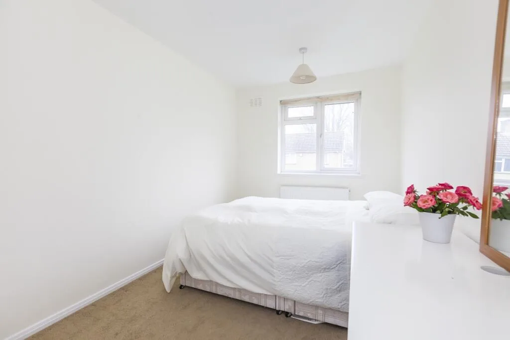 3 bedroom end of terrace house for rent