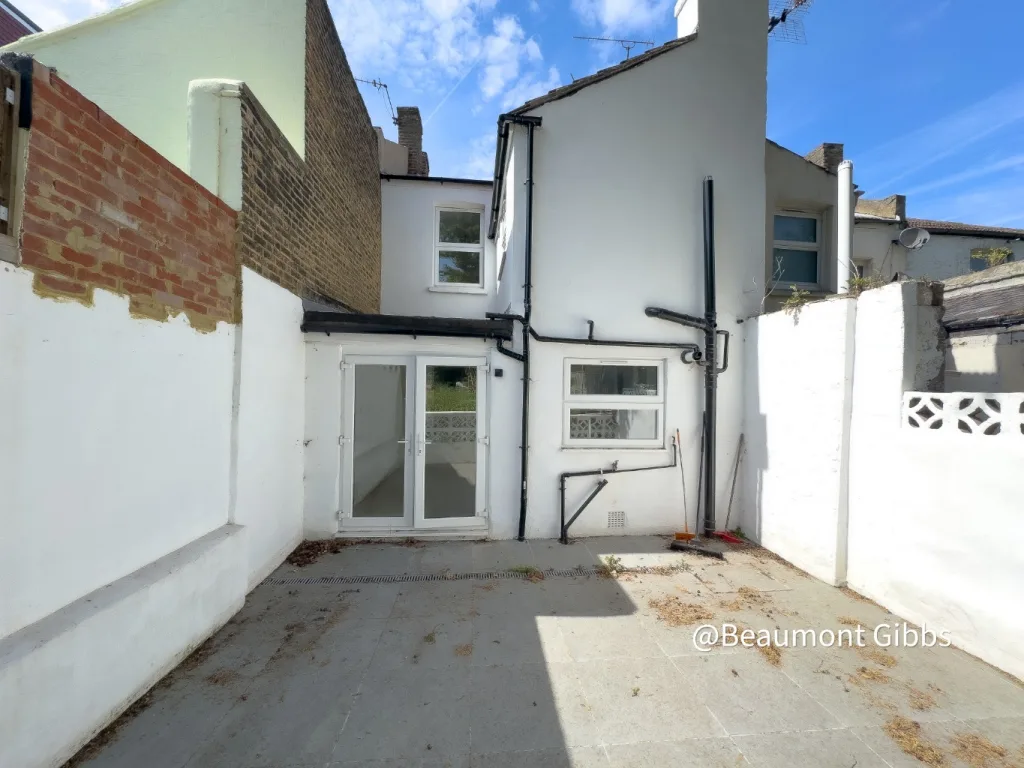 2 bedroom terraced house for rent