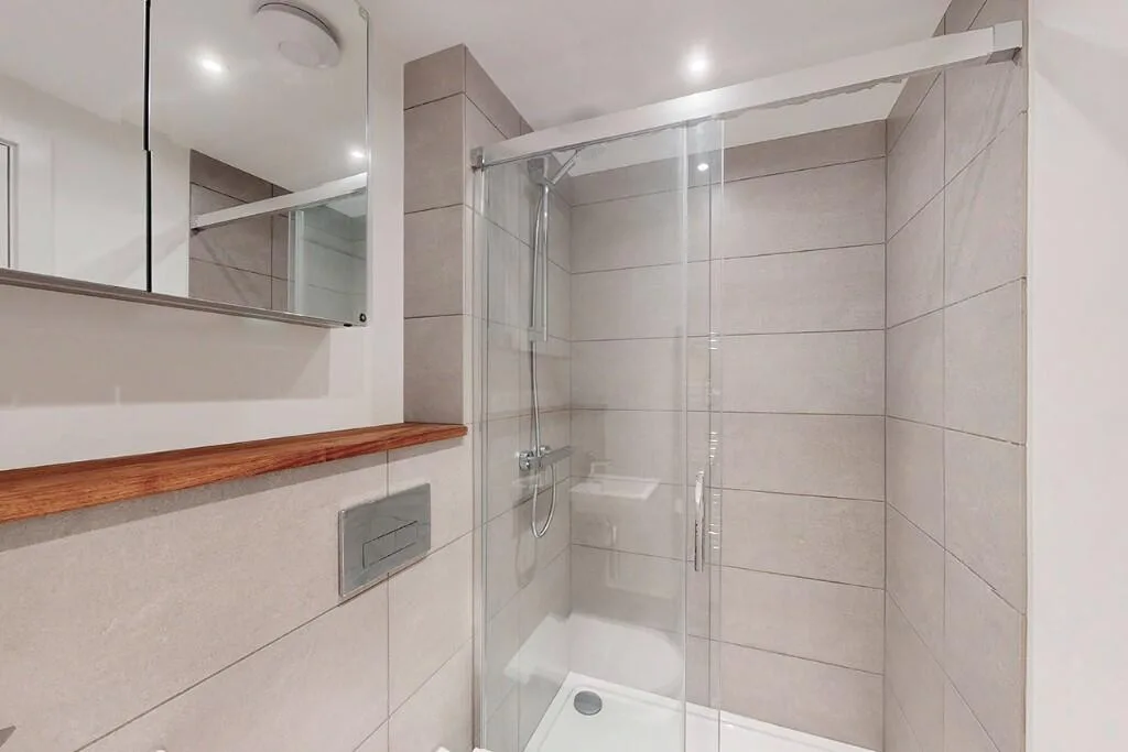 1 bedroom flat share for rent