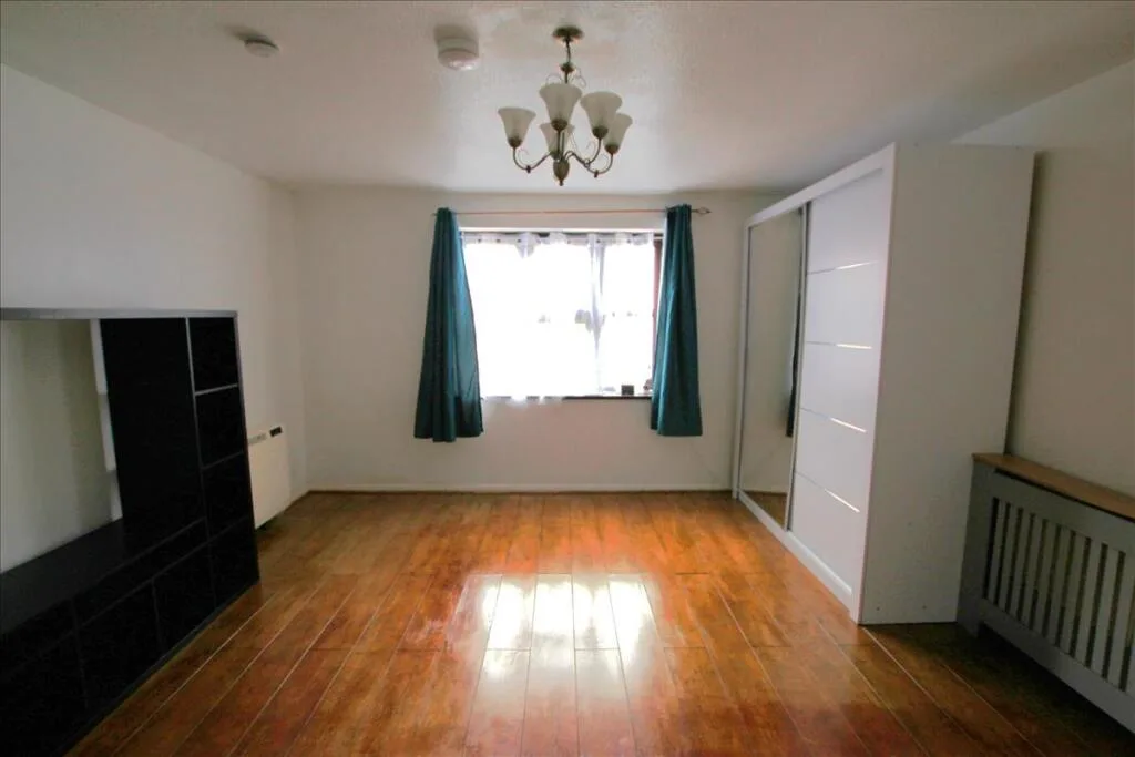 2 bedroom property for rent