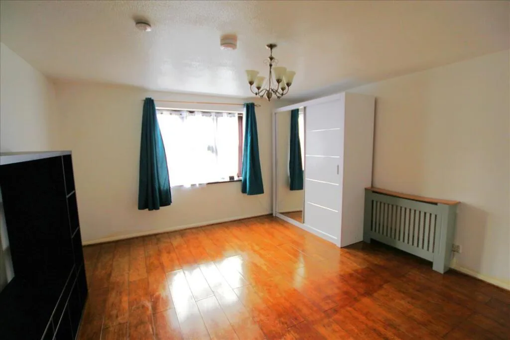 2 bedroom property for rent